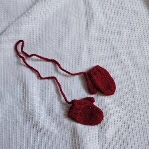 Nellie mittens - American Girl